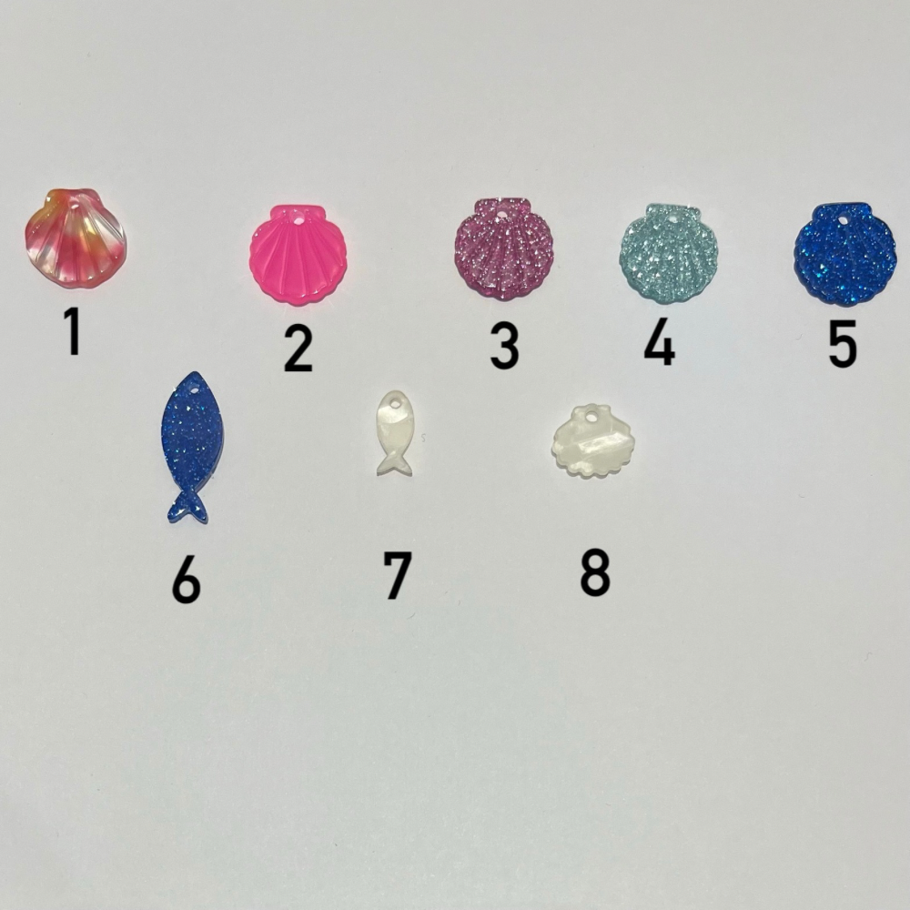 Breloques acryliques