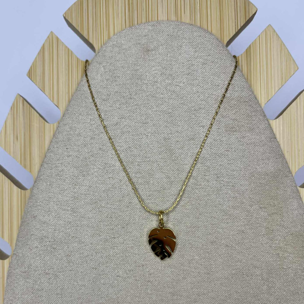 Collier monstera