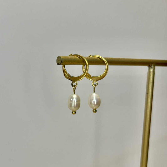 Dormeuse perles d'eau douce